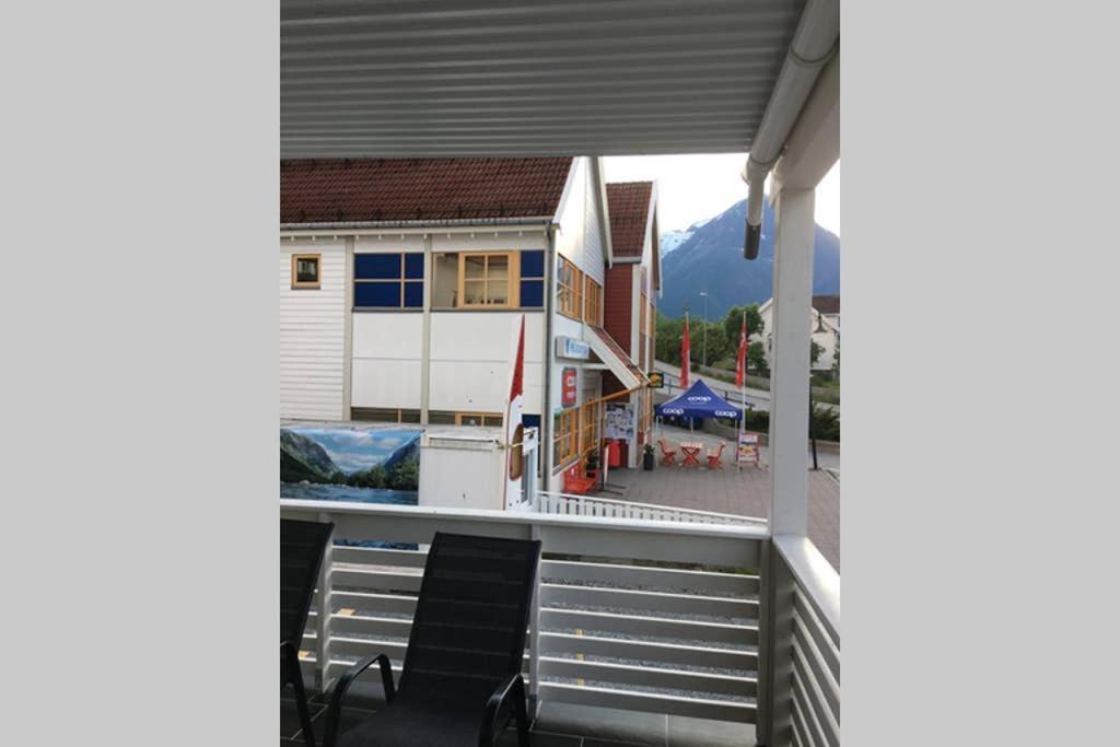 Balestrand Fjordapartments Holmen 19A Exterior photo