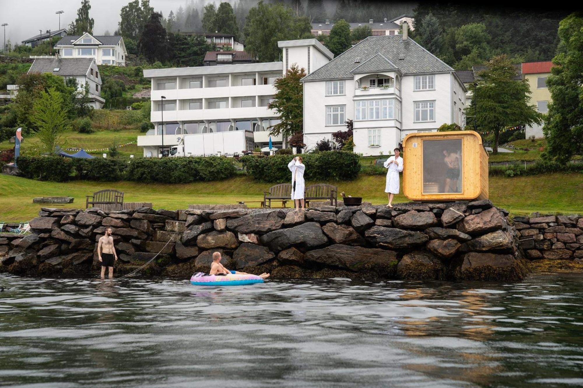 Balestrand Fjordapartments Holmen 19A Exterior photo